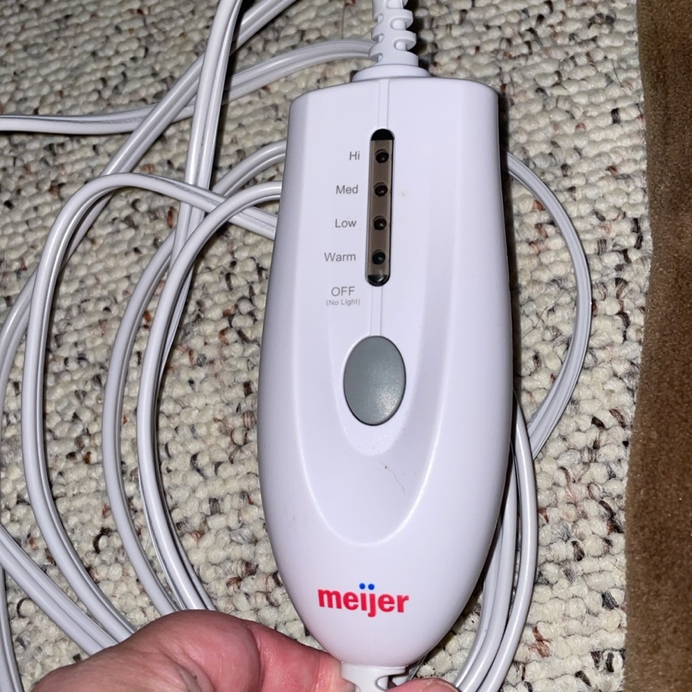 Meijer Brown Electric Heating Pad - Picture 2 of 2